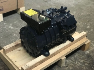 Компрессор холодильный Dorin H755CC
