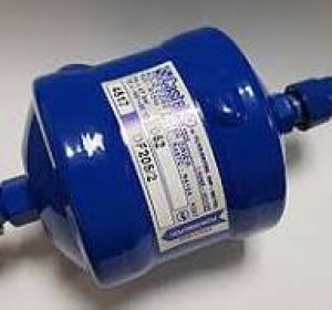 Фильтр-осушитель Castel DF205/3 3/8'' под гайку